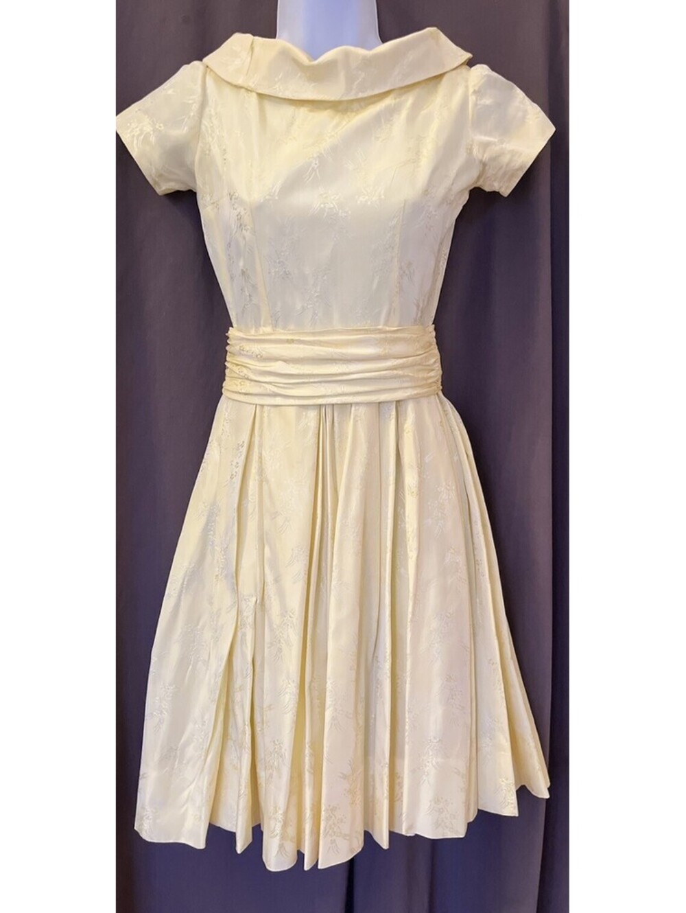 VTG 50s Yellow Satin Chinoiserie Party Formal Tea Dress SZ S